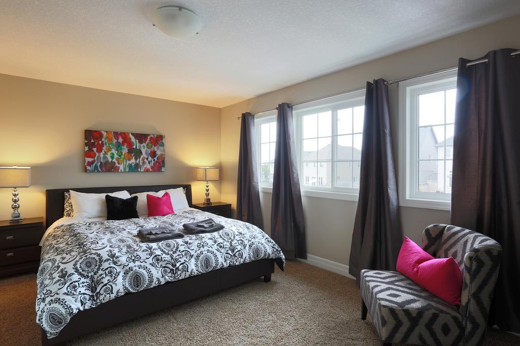 Boardwalk Homes - Executive Guest Rooms & Townhomes Kitchener Camera foto